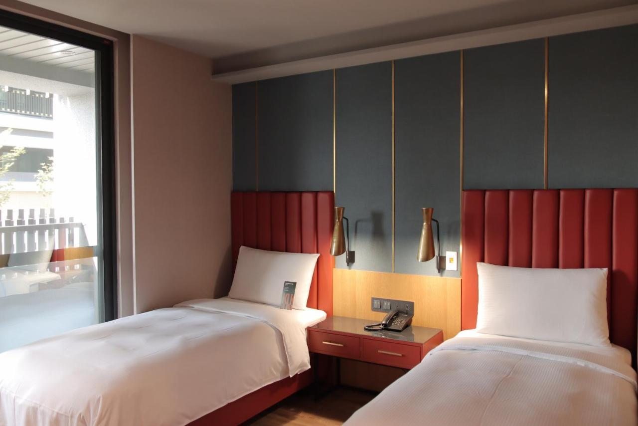 Kindness Day Hotel Tainan Esterno foto