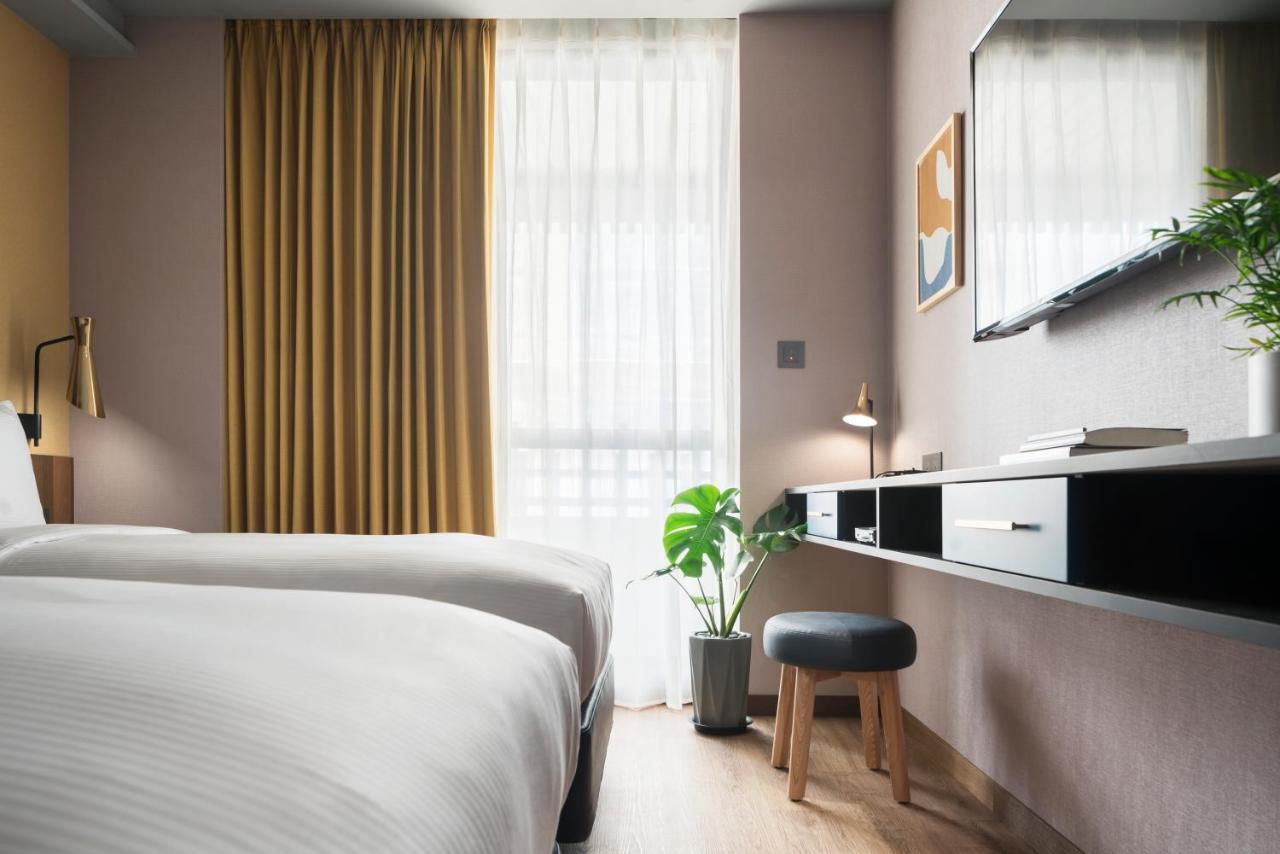 Kindness Day Hotel Tainan Esterno foto
